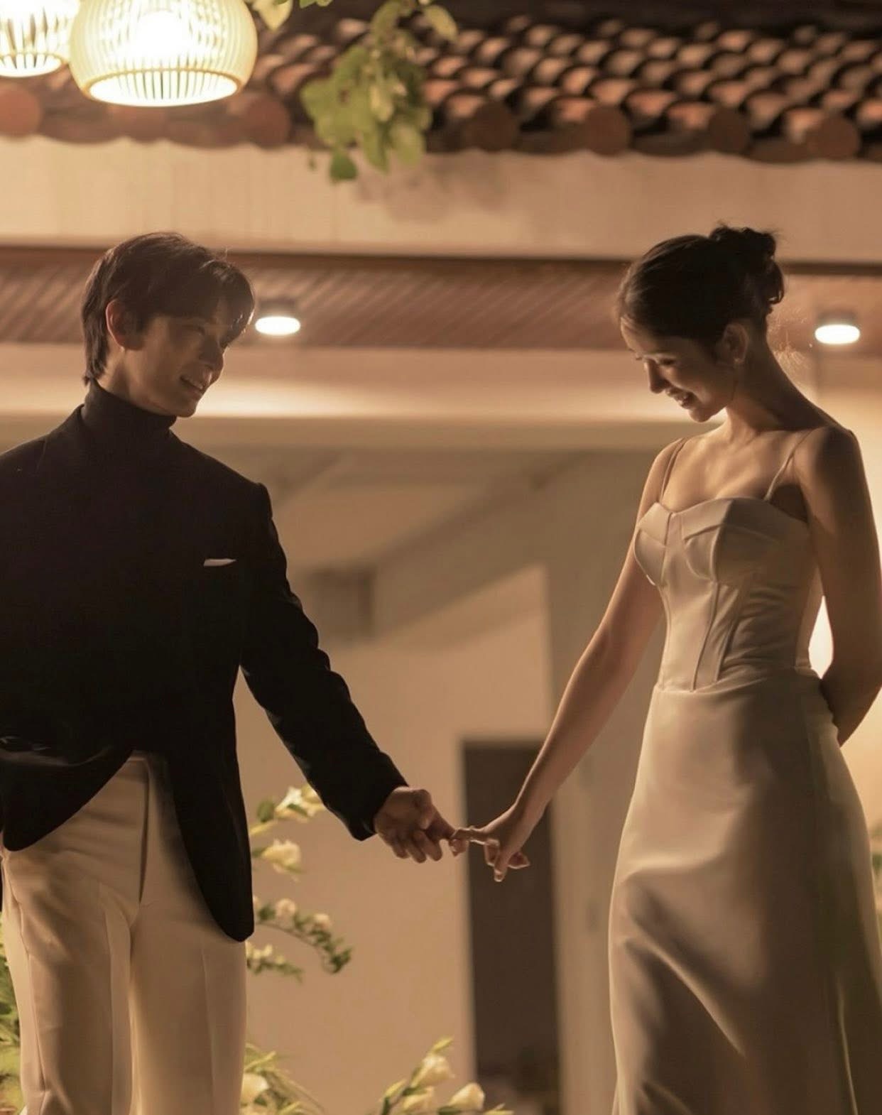 HUỶ HÔN NGAY NGÀY CƯỚI